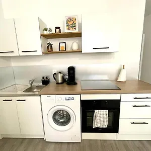 Le Patio - Renove Et Proche Appartement Nantua